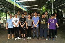 和广州VR培训班学员一起看看风景诉诉友情